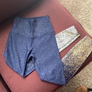 Navy gold foil beyond yoga alloy ombré leggings